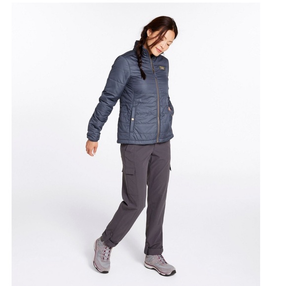 LL Bean Women's Mountain Classic Puffer Jacket - Picture 6 of 10
